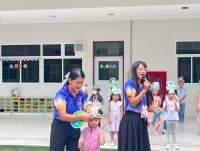 กิจกรรมหน้าเสาธง หัวข้อ Smart Go Green