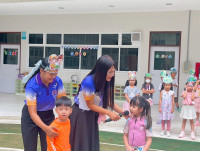 กิจกรรมหน้าเสาธง หัวข้อ Smart Go Green