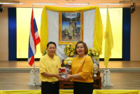 คณะศึกษาศาสตร์ มช. จัดพิธีถวายพระพรชัยมงคลเนื่องในวันเฉลิมพระชนมพรรษา พระบาทสมเด็จพระเจ้าอยู่หัวฯ 73 พรรษา และ พิธีถวายสัตย์ปฏิญาณเพื่อเป็นข้าราชการที่ดีและพลังของแผ่นดิน