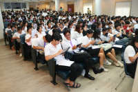 คณะศึกษาศาสตร์ มช. จัดกิจกรรมทีมวิชาการพบปะนักศึกษา แนะนำวิธีตรวจสอบ มชท.92 เพื่อให้สำเร็จการศึกษาตามโครงสร้างหลักสูตร