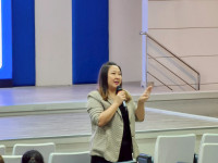 คณะศึกษาศาสตร์ มช. จัดกิจกรรมทีมวิชาการพบปะนักศึกษา แนะนำวิธีตรวจสอบ มชท.92 เพื่อให้สำเร็จการศึกษาตามโครงสร้างหลักสูตร