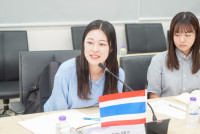 อาจารย์ซาโต้ มากิ (Sato Maki) และเหล่านักศึกษา จาก Tohoku Gakuin University ประเทศญี่ปุ่น ในโอกาสเข้ามาหารือ และเดินชมอาคารเรียนสำหรับกิจกรรม International Internship Program 2025