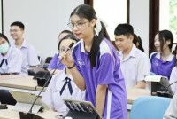 โรงเรียนเทศบาลเมืองแม่ฮ่องสอนดูงานสภานักเรียน