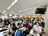 สาขาวิชาเทคโนโลยีทางการศึกษา ภาควิชาหลักสูตร การสอนและการเรียนรู้ จัดกิจกรรมการอบรมเพื่อให้ความรู้แก่นักศึกษากระบวนวิชา 100235 ในหัวข้อ “The Application of Generative AI in Teaching and Learning & Chatbot Creation