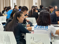 คณะศึกษาศาสตร์ มช. จัดโครงการฝึกอบรม { การพัฒนาทักษะภาษาอังกฤษด้วยเทคโนโลยี AI Coach } สำหรับบุคลากรทางการศึกษา