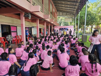 นศ. ชีววิทยา ศึกษาศาสตร์ มช. จัดค่ายวิทยาศาสตร์ ณ โรงเรียนวัดพญาชมภู