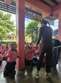 นศ. ชีววิทยา ศึกษาศาสตร์ มช. จัดค่ายวิทยาศาสตร์ ณ โรงเรียนวัดพญาชมภู