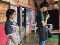 นศ. ชีววิทยา ศึกษาศาสตร์ มช. จัดค่ายวิทยาศาสตร์ ณ โรงเรียนวัดพญาชมภู
