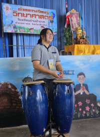 นักศึกษาชีววิทยา ศึกษาศาสตร์ มช. จัดค่ายวิทยาศาสตร์ ณ โรงเรียนบ้านป่าตาล