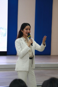 ศึกษาศาสตร์ มช. จัดกิจกรรม STRONG HEART STRONG START ดึง { กานต์-ชนนิกานต์ } สร้างพลังใจนักศึกษา