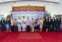 ผู้เกษียณอายุงาน/ราชการคณะศึกษาศาสตร์ มช. ร่วมพิธีมอบเกียรติบัตรและกล่าวแสดงมุทิตาจิต แก่ข้าราชการ พนักงานมหาวิทยาลัย ลูกจ้างประจำ และพนักงานส่วนงานที่เกษียณอายุราชการ ประจำปี 2568