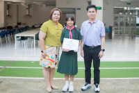 เด็กหญิงพรรณวลัย จันทร์หอม (เปรี้ยวหวาน) ได้รับรางวัลนักเรียนพระราชทาน ลำดับที่ 3