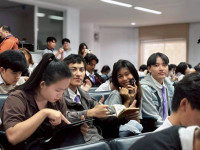 {ครูพี่เบล} เขย่าเวที ศึกษาศาสตร์ มช. บรรยายสุดเข้มข้น สร้างพลังครูยุคใหม่