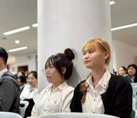 {ครูพี่เบล} เขย่าเวที ศึกษาศาสตร์ มช. บรรยายสุดเข้มข้น สร้างพลังครูยุคใหม่