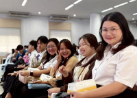 {ครูพี่เบล} เขย่าเวที ศึกษาศาสตร์ มช. บรรยายสุดเข้มข้น สร้างพลังครูยุคใหม่