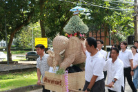 ผู้บริหาร นักศึกษา เจ้าหน้าที่คณะศึกษาศาสตร์ ครูและนักเรียน รร.สาธิตฯ มช. ร่วมพิธีทอดถวายผ้ากฐินมหาวิทยาลัยเชียงใหม่ ประจำปี 2568