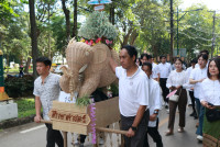 ผู้บริหาร นักศึกษา เจ้าหน้าที่คณะศึกษาศาสตร์ ครูและนักเรียน รร.สาธิตฯ มช. ร่วมพิธีทอดถวายผ้ากฐินมหาวิทยาลัยเชียงใหม่ ประจำปี 2568