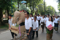 ผู้บริหาร นักศึกษา เจ้าหน้าที่คณะศึกษาศาสตร์ ครูและนักเรียน รร.สาธิตฯ มช. ร่วมพิธีทอดถวายผ้ากฐินมหาวิทยาลัยเชียงใหม่ ประจำปี 2568