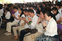 ผู้บริหาร นักศึกษา เจ้าหน้าที่คณะศึกษาศาสตร์ ครูและนักเรียน รร.สาธิตฯ มช. ร่วมพิธีทอดถวายผ้ากฐินมหาวิทยาลัยเชียงใหม่ ประจำปี 2568