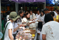 คณะศึกษาศาสตร์ มช. เป็นเจ้าภาพทอดกฐินสามัคคี เพื่อสมทบทุน สร้างพระวิหารและบูรณปฏิสังขรณ์ วัดป่าจำปาราว (ร้าง)