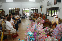 คณะศึกษาศาสตร์ มช. เป็นเจ้าภาพทอดกฐินสามัคคี เพื่อสมทบทุน สร้างพระวิหารและบูรณปฏิสังขรณ์ วัดป่าจำปาราว (ร้าง)