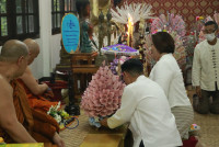 คณะศึกษาศาสตร์ มช. เป็นเจ้าภาพทอดกฐินสามัคคี เพื่อสมทบทุน สร้างพระวิหารและบูรณปฏิสังขรณ์ วัดป่าจำปาราว (ร้าง)