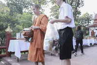 พิธีทำบุญตักบาตรเพื่อถวายเป็นพระราชกุศล สมเด็จพระนางเจ้าสิริกิติ์ 