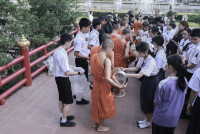 พิธีทำบุญตักบาตรเพื่อถวายเป็นพระราชกุศล สมเด็จพระนางเจ้าสิริกิติ์ 