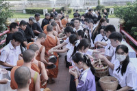 พิธีทำบุญตักบาตรเพื่อถวายเป็นพระราชกุศล สมเด็จพระนางเจ้าสิริกิติ์ 