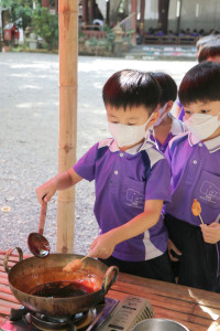 พลเมืองไทยบนวิถีโลก ณ โฮงเฮียนสืบสานภูมิปัญญาล้านนา