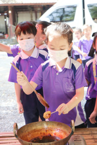 พลเมืองไทยบนวิถีโลก ณ โฮงเฮียนสืบสานภูมิปัญญาล้านนา