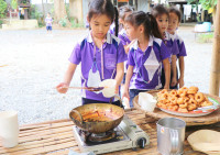 พลเมืองไทยบนวิถีโลก ณ โฮงเฮียนสืบสานภูมิปัญญาล้านนา