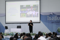 การประชุมผู้ปกครองและรับผลการเรียน ภาคเรียนที่ 1 ปีการศึกษา 2568