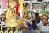 กราบไหว้อนุสาวรีย์ครูบาศรีวิชัย อ.2/2568