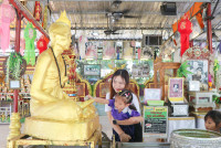 กราบไหว้อนุสาวรีย์ครูบาศรีวิชัย อ.2/2568