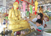 กราบไหว้อนุสาวรีย์ครูบาศรีวิชัย อ.2/2568