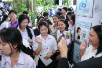 คณะศึกษาศาสตร์ มช. ร่วมจัดนิทรรศการแนะแนวการศึกษา ในนิทรรศการตลาดนัดหลักสูตรอุดมศึกษา ครั้งที่ 27