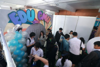 คณะศึกษาศาสตร์ มช. ร่วมจัดนิทรรศการแนะแนวการศึกษา ในนิทรรศการตลาดนัดหลักสูตรอุดมศึกษา ครั้งที่ 27