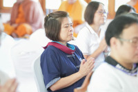 ศึกษาศาสตร์ มช. รับเมตตาจากพระธรรมเสนาบดี มอบทุนการศึกษาหนุนศิษย์ปัจจุบัน จากศรัทธาโครงการ {ปล่อยร้อย ได้ล้าน เพื่อการศึกษา}