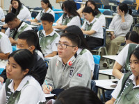 โครงการ ค่ายพัฒนาศักยภาพนักเรียนห้องเรียนแผนการเรียนจีน