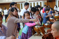 ทำบุญตักบาตร วันที่ 5 ธันวาคม 2568