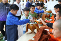 ทำบุญตักบาตร วันที่ 5 ธันวาคม 2568