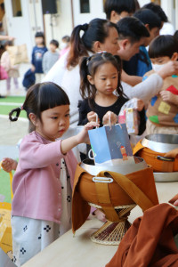 ทำบุญตักบาตร วันที่ 5 ธันวาคม 2568