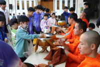 ทำบุญตักบาตร วันที่ 5 ธันวาคม 2568