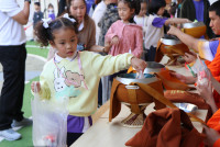 ทำบุญตักบาตร วันที่ 5 ธันวาคม 2568