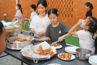 กาดหมั้วจ๊างน้อย ประจำปีการศึกษา 2568