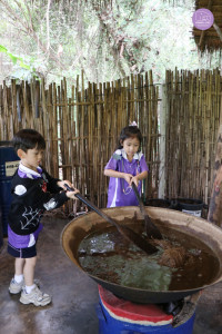 อัตลักษณ์ท้องถิ่น อ.2/2568 ณ Elephant PooPoo Paper Park