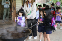 อัตลักษณ์ท้องถิ่น อ.2/2568 ณ Elephant PooPoo Paper Park