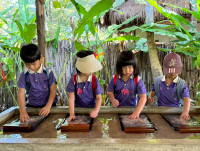 อัตลักษณ์ท้องถิ่น อ.2/2568 ณ Elephant PooPoo Paper Park