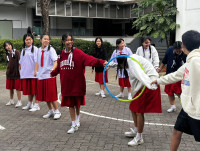 ศึกษาศาสตร์ มช. ร่วมจัดกิจกรรมเปิดโลกวิชาการ Many Voice, One Song ณ โรงเรียนดาราวิทยาลัย จัดฐานกิจกรรมพละฯ เสริมสร้างสุขภาพเยาวชน
